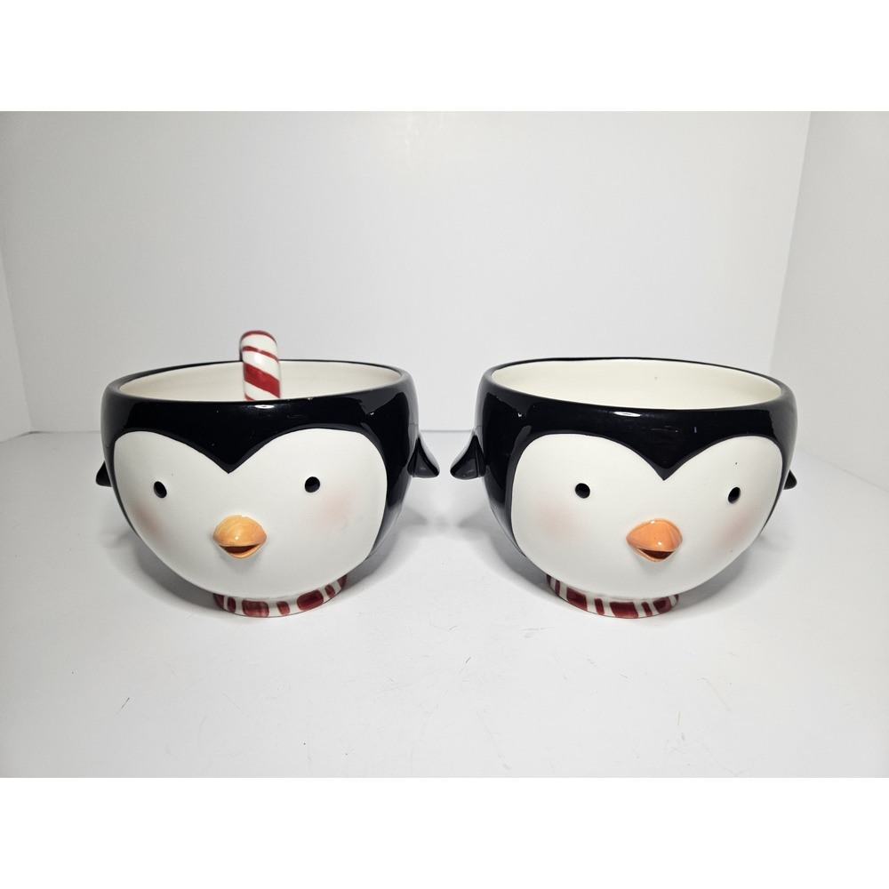 Ceramic Christmas Penguin Treat Bowls Set of 2 With One Candy Cane Hallmark 2007